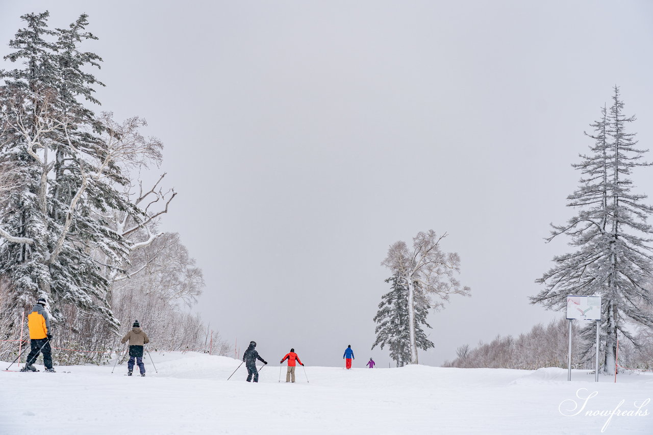 キロロリゾート｜北海道屈指の人気ゲレンデのオープン初日を、アルペンスキー元日本代表・平澤岳さんと一緒に大満喫♪